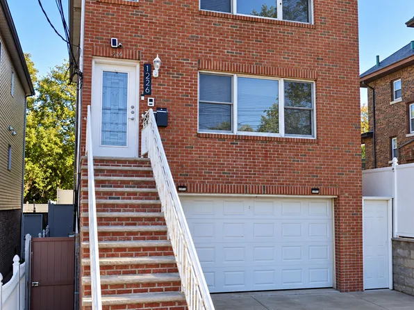 1226 46th St #2, North Bergen, NJ 07047