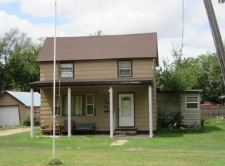 1101 N Mayfield Rd, Hutchinson, KS 67501