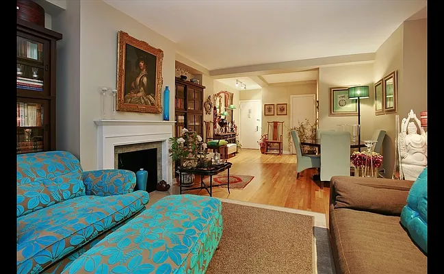 Sold by Douglas Elliman | media 5