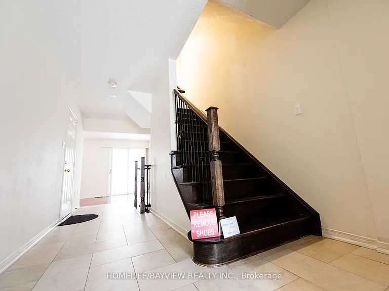 38 Warrington Way — Photo 14