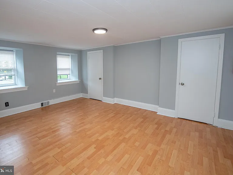 225 Old Soldiers Rd #B — Photo 21