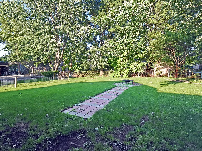 30 Bayberry Ln — Photo 16