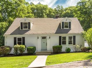 11 Wampum Path, Wayland, MA 01778