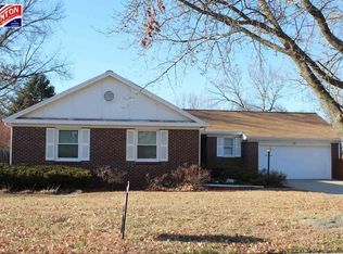 3048 Tamarak Dr, Manhattan, KS 66503