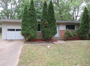 11660 Herefordshire Dr, Saint Louis, MO 63138