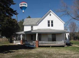 652 Highway 15, Hope, KS 67451