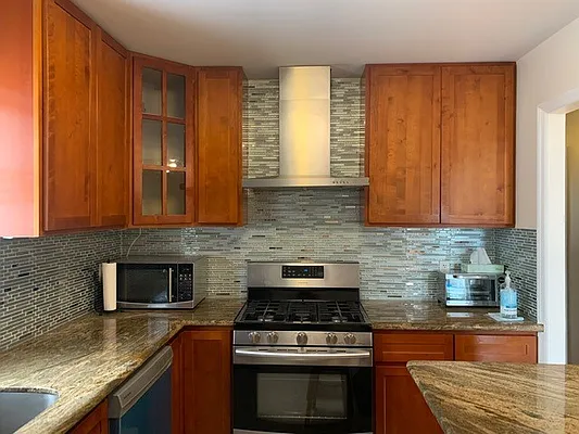 Rented by Awaye Realty Management LLC | media 7