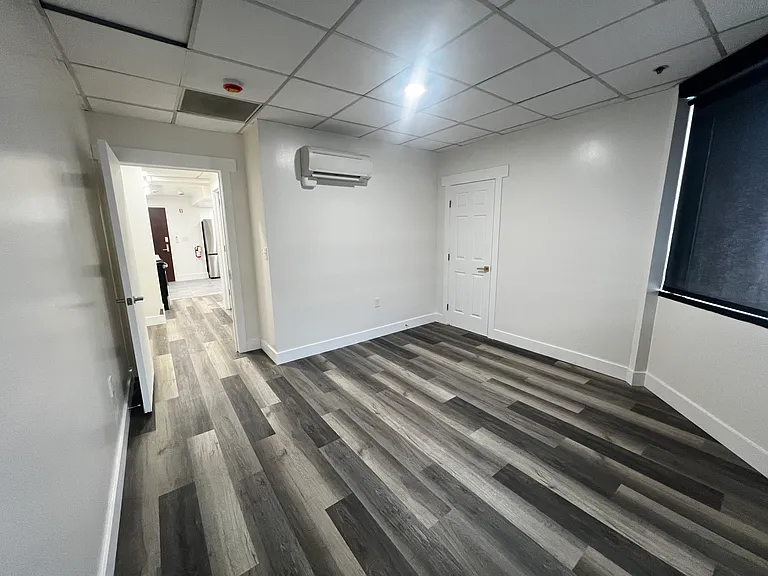 1111 14th St NW #701 — Photo 3
