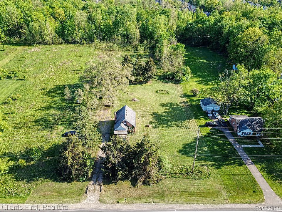 48375 Ford Rd, photo 11
