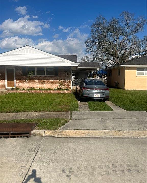 1st image of 4835 Evangeline Dr