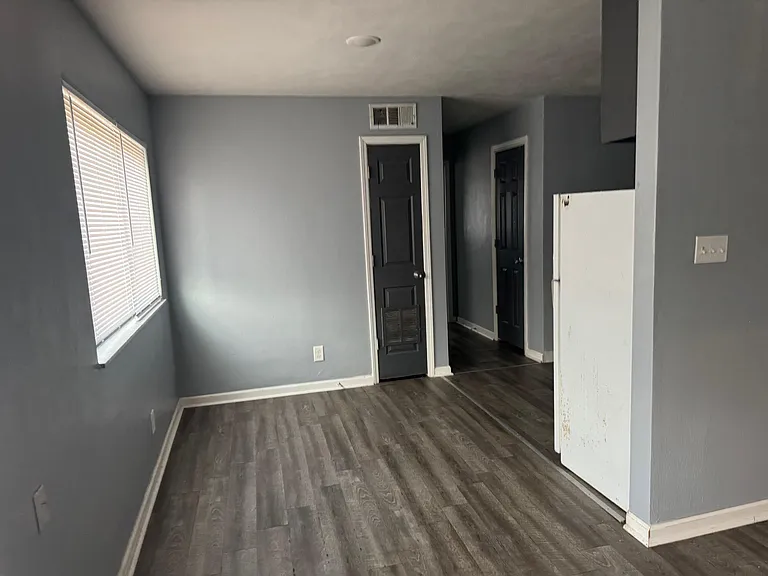 Parkside Living Apts — Photo 9