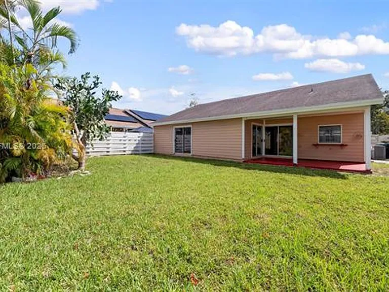 14780 SW 139th Ct — Photo 46