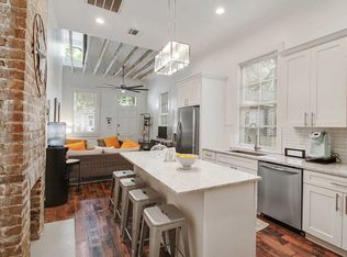 819 Hillary St, New Orleans, LA 70118