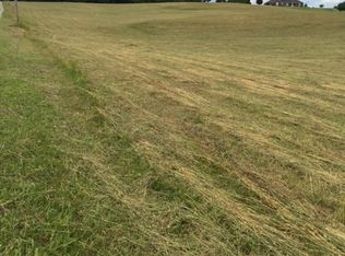 Hart Rd, Dandridge, TN 37725