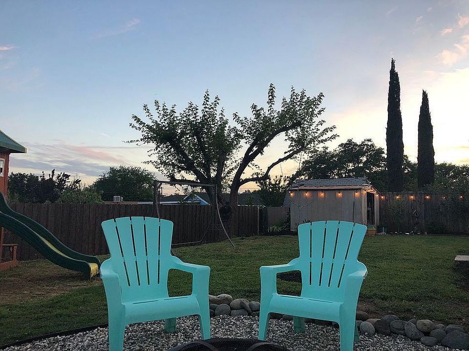 2nd image of 2211 Stump Dr