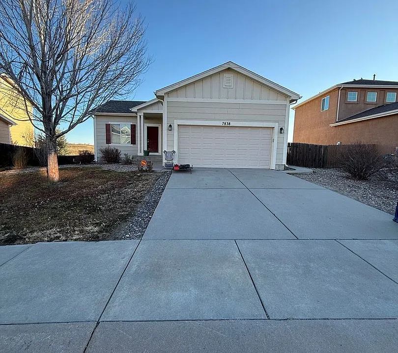 7838 Creekfront Dr