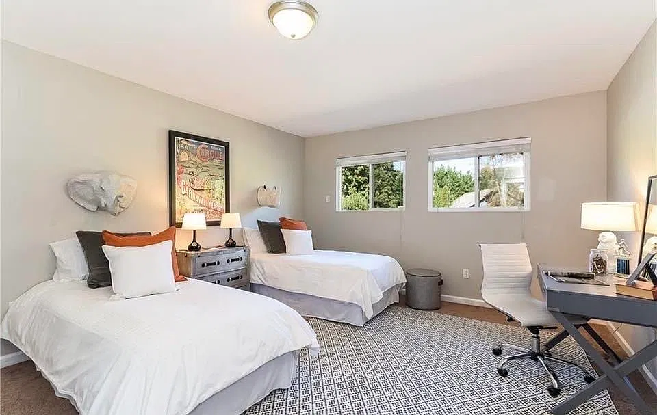 13245 SE May Creek Park Dr — Photo 3