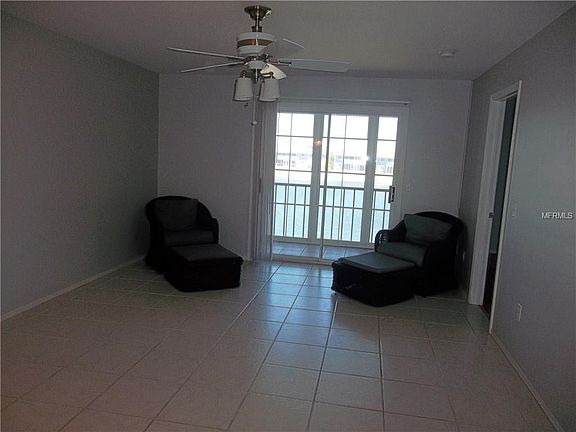 4th image of 3310 Loveland Blvd Unit 807