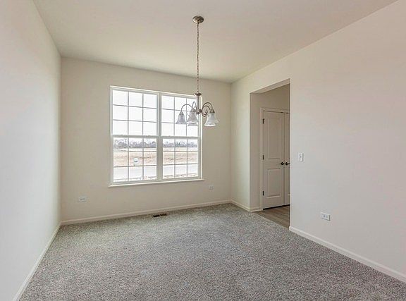 4th image of 3630 Esmeralda Pl