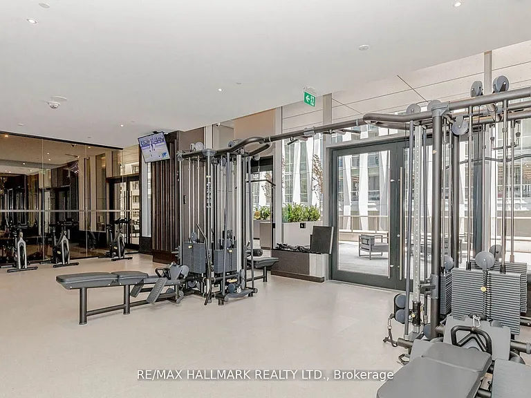 11 Yorkville Ave #3502 — Photo 22