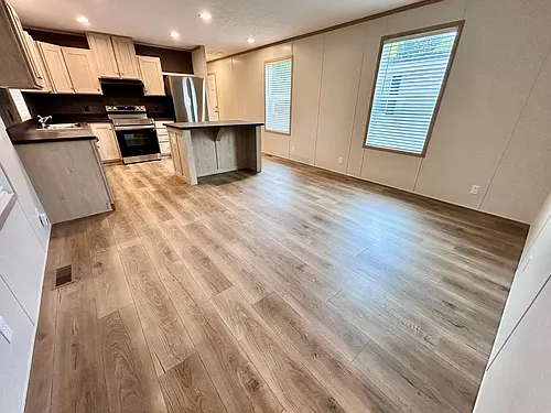 Floor plan 323