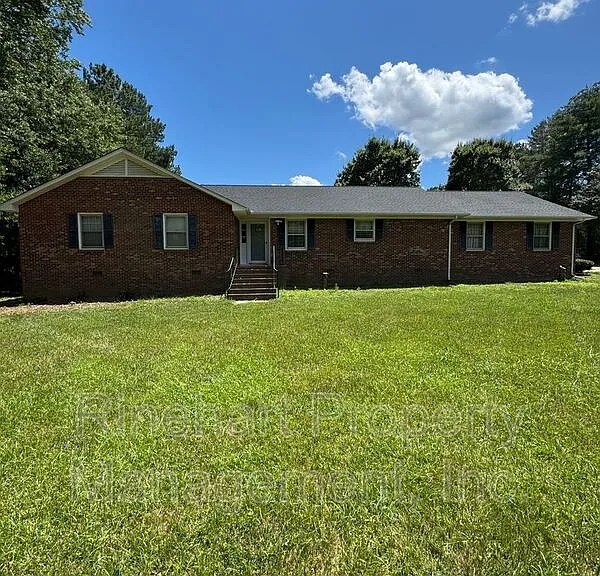 4580 Pennington Rd — Photo 1