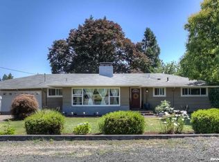 168 SE Orchard View Ln, Dallas, OR 97338