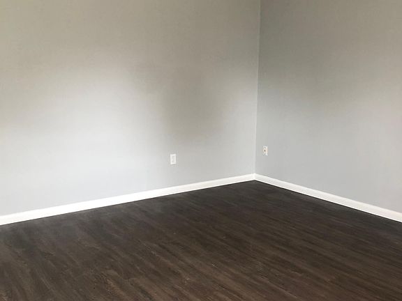 3rd image of 3313 Ainsworth Ct