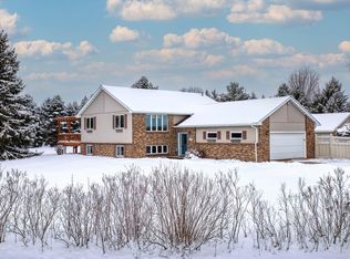 N4935 Tackman Ln, Shiocton, WI 54170