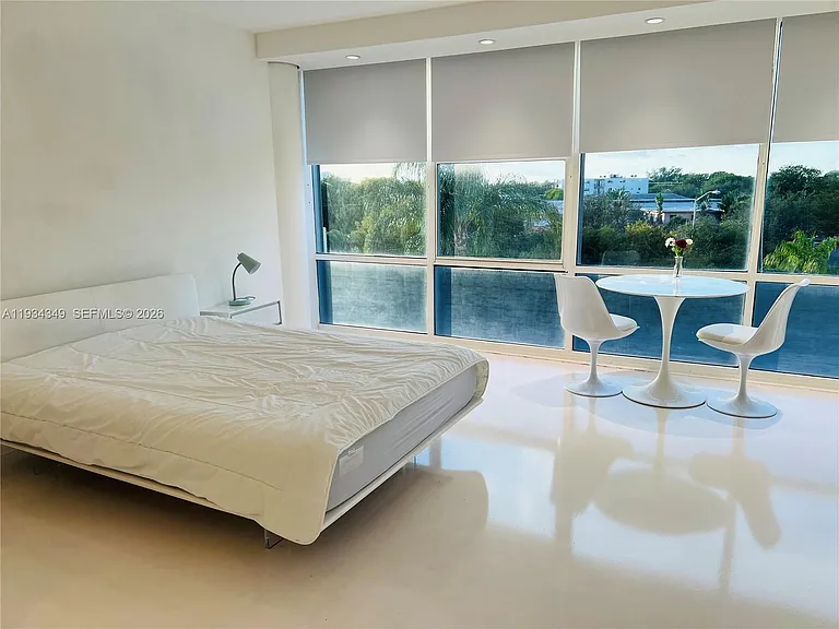 900 Bay Dr #315 — Photo 9