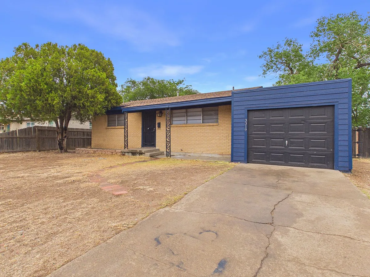 Building Photo - 3319 Teckla Blvd