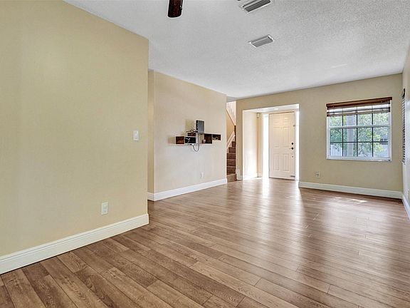 3rd image of 11567 N Open Court
