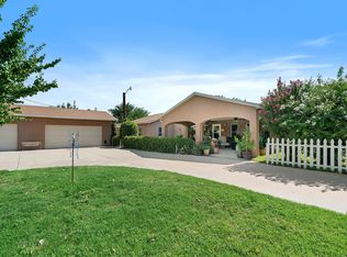 5653 Cletsoway Dr SW, Albuquerque, NM 87105