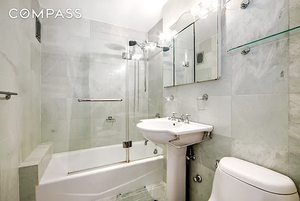 Sold by Compass | media 5