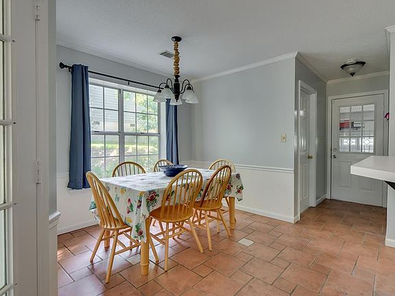 4th image of 4183 Bridlewood Trl
