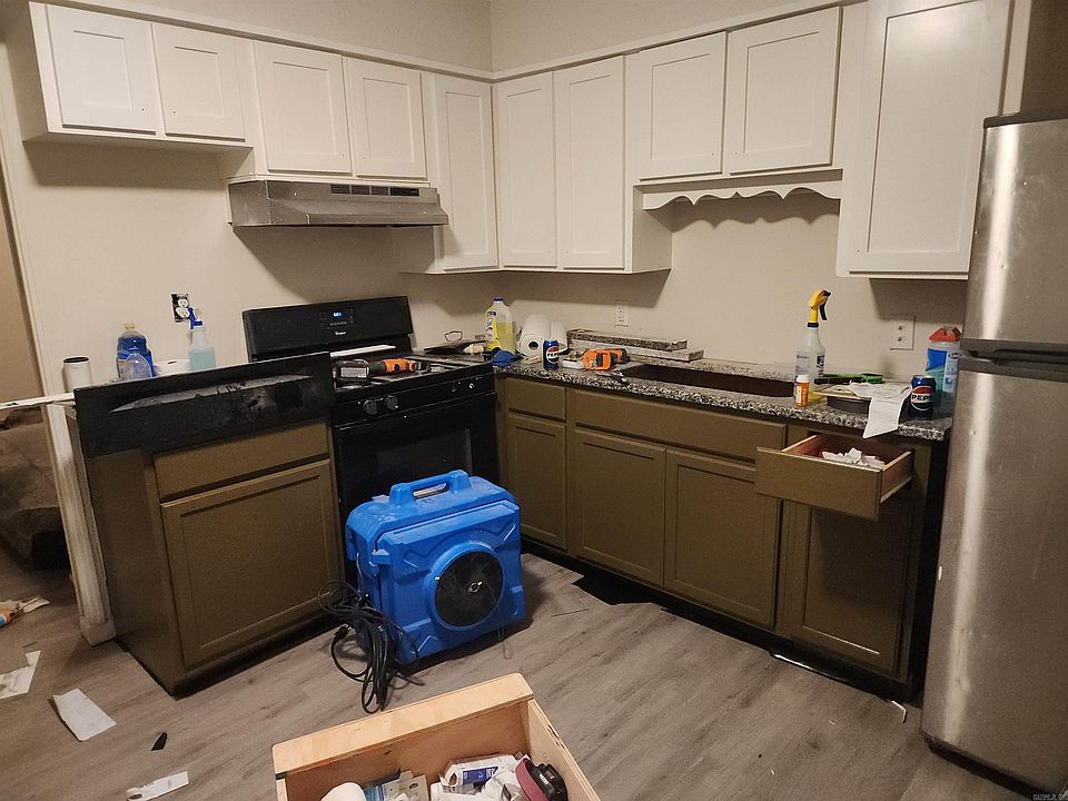 2nd image of 1404 Frank St