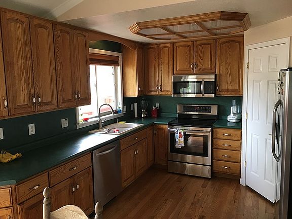 4th image of 10919 S Whirlaway Ln