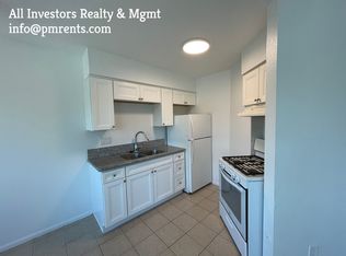 517 Massachusetts Ave #10856131, Vista, CA 92084