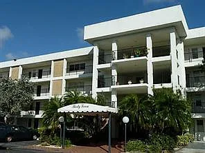 3351 S Palm Aire Dr #208 — Photo 2