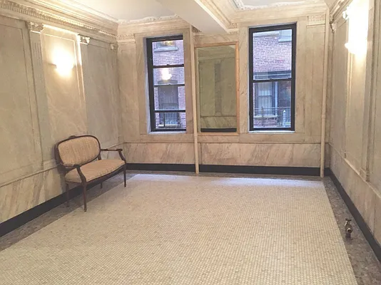 Rented by The Ave Agency, LLC | media 37