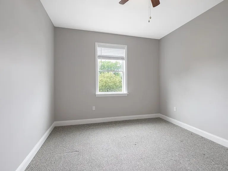 364 Madison Ave #2 — Photo 12