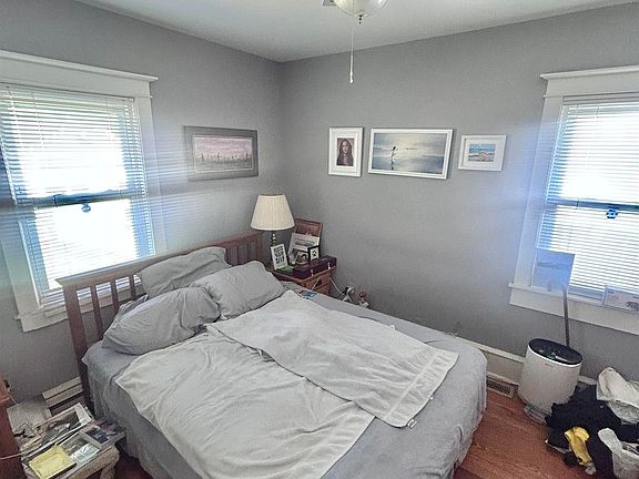 4th image of 17 E Rosedale Ave