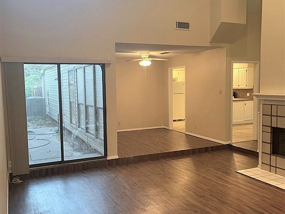 2nd image of 4739 Boulder Dr