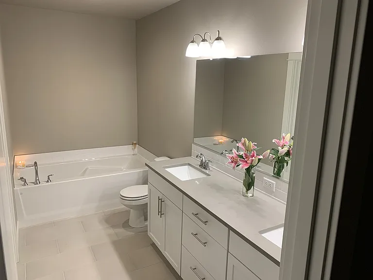 Lorien Ln — Photo 6