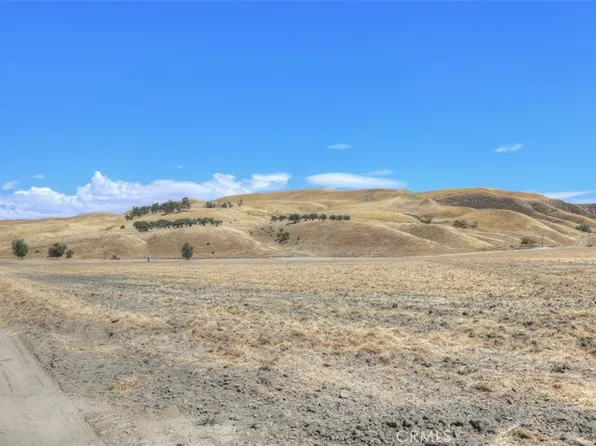 36 San Juan Rd, Shandon, CA 93461