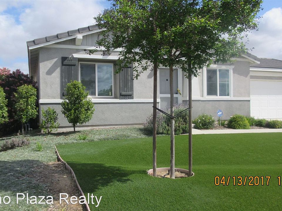 1st image of 27372 Bramwell St