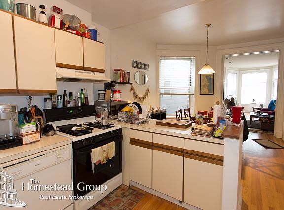 2nd image of 1453 W Belle Plaine Ave #1453TWO