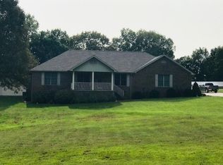 350 Gates Ln, Hanson, KY 42413