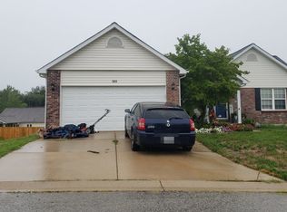 311 Village Circle Dr, Winfield, MO 63389