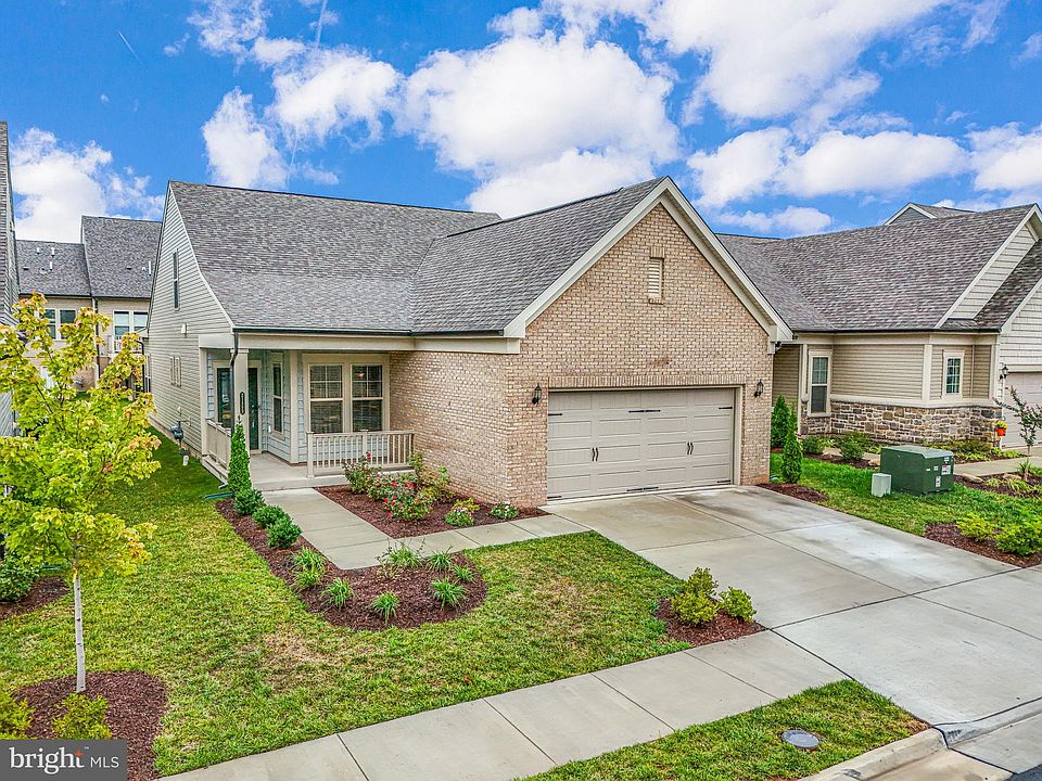 1st image of 21899 Hawksbill High Cir